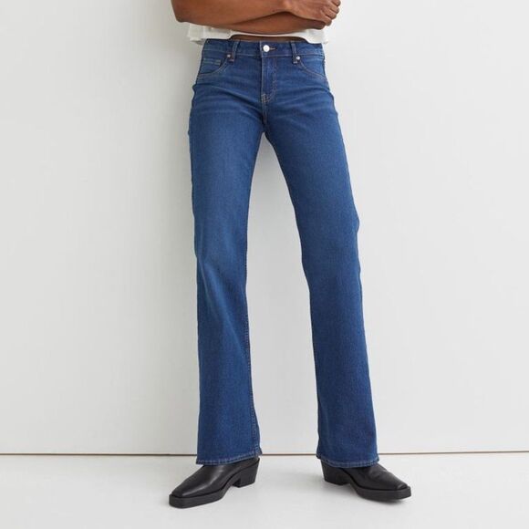 H&M Mid Rise Shaping Denim Flared - Picture 1 of 5